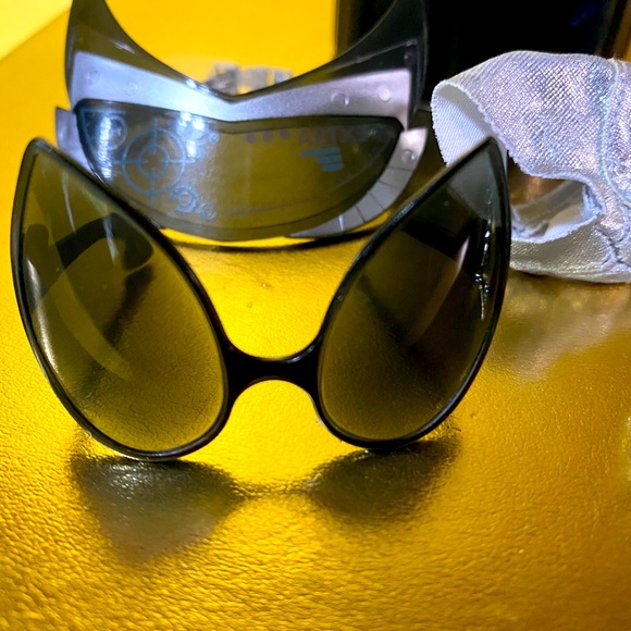 L.O.L. SURPRISE! OMG GAMMA BABE ACCESSORIES MOVIE MAGIC VISOR  SHADE & MORE - Picture 2 of 7